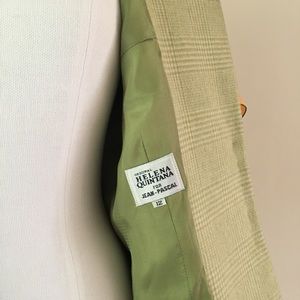 I love this blazer, but it doesn’t fit me anymore